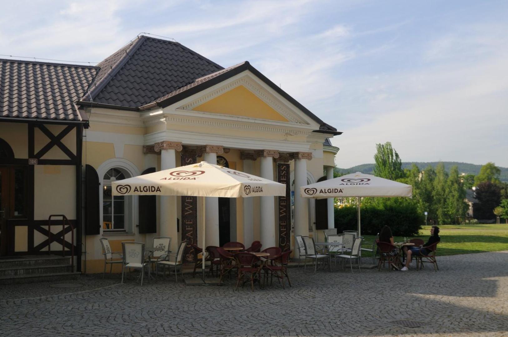 Chata Lazne Evzenie Klášterec nad Ohří Exterior foto