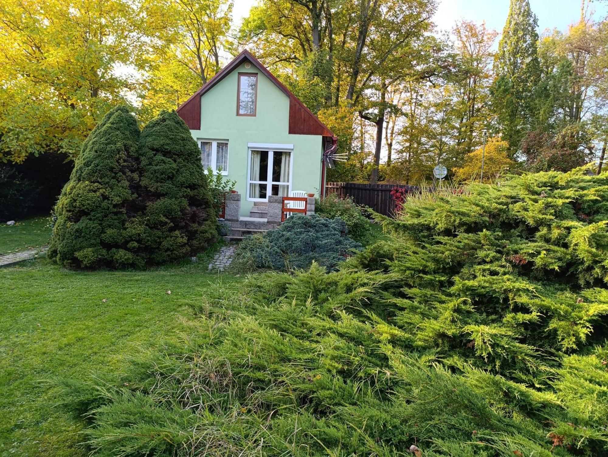 Chata Lazne Evzenie Klášterec nad Ohří Exterior foto